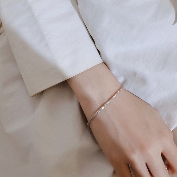 925 Sterling Silver Braided Shooting Star Bracelet - Picture 4 of 8